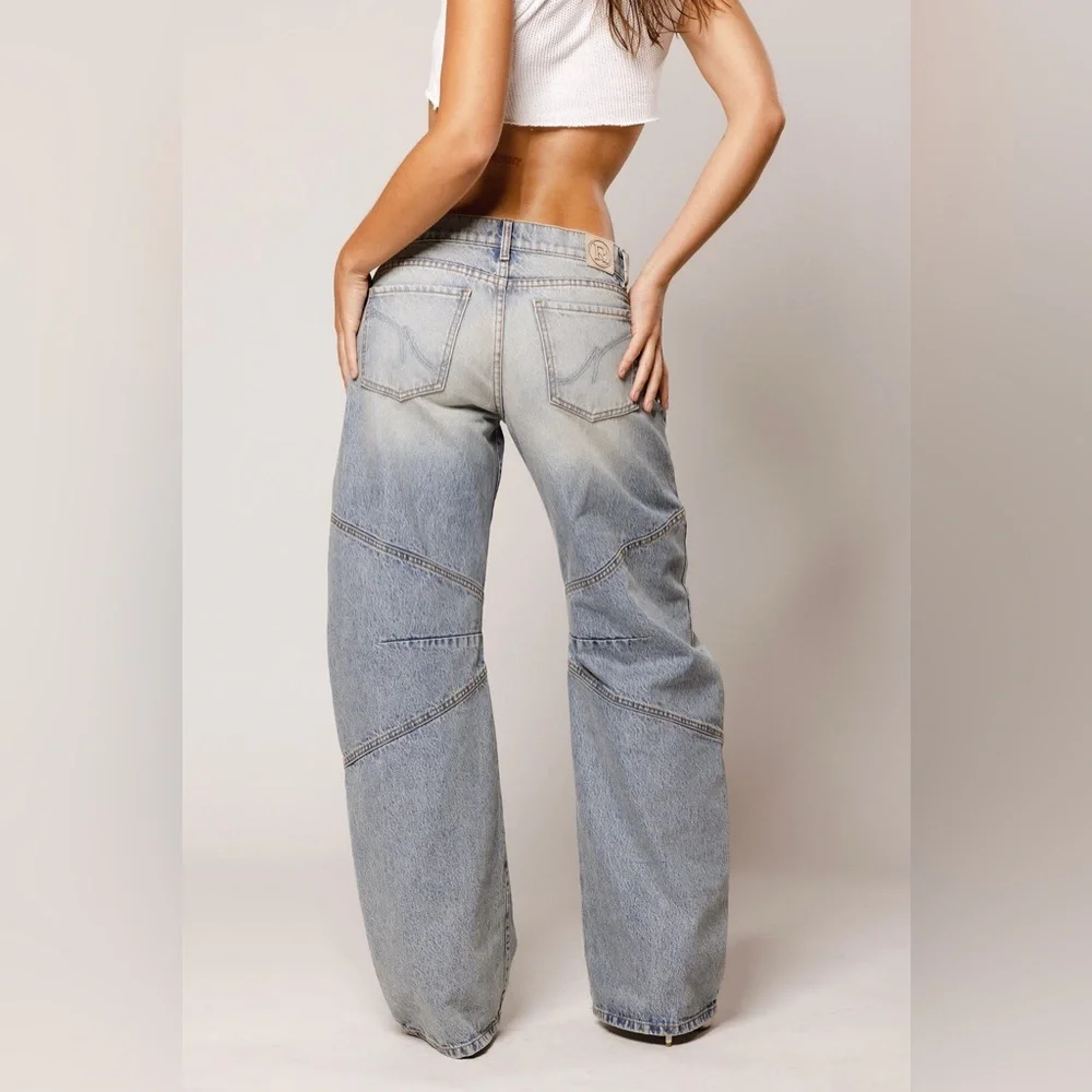 Revice Jet Jean - Picture 3 of 9